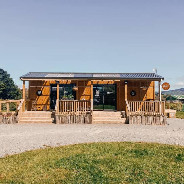 Mangaroa Farms Raw Milk Depot